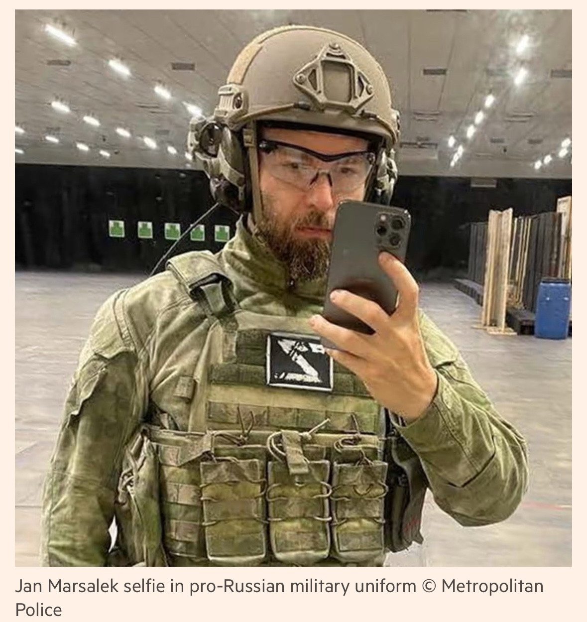 Marsalek selfie in pro-Russian military uniform sent to a convicted Bulgarian spy five months after the invasion of Ukraine (nose surgery?)